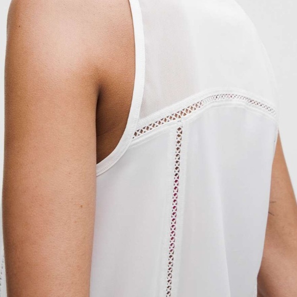 🌸NWT Lululemon Sculpt Tank Top *Lace Trim White W1FEKS - Picture 4 of 8